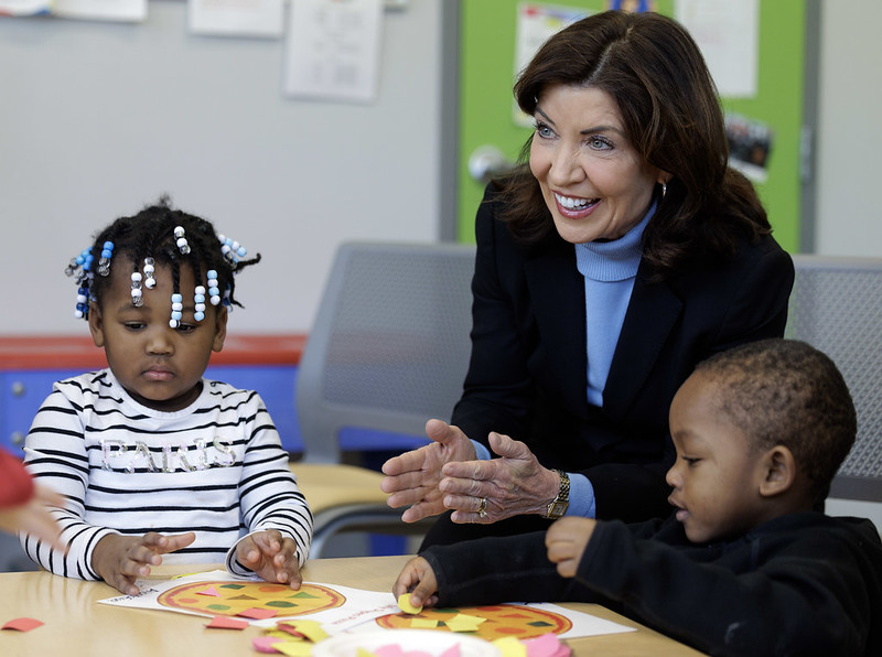 Hochul-Visits-CEO-Classroom