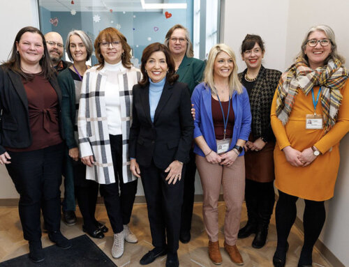 Governor Hochul Visits QUALITYstarsNY Participant CEO Community Resource Center in Troy