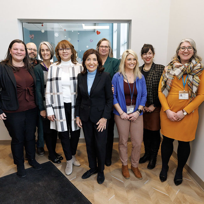 Governor Hochul Visits QUALITYstarsNY Participant CEO Community Resource Center in Troy